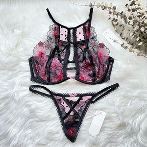 FOR LOVE & LEMONS VICTORIA’S SECRET Zinnia Embroidered High Neck Bra & Thong Set